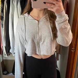 cropped grey zip up hoodie- garage